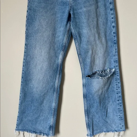 ZARA High-Rise Wide-Leg Jeans Vintage Wash Distressed Raw Hem Size 6 - Picture 6 of 11